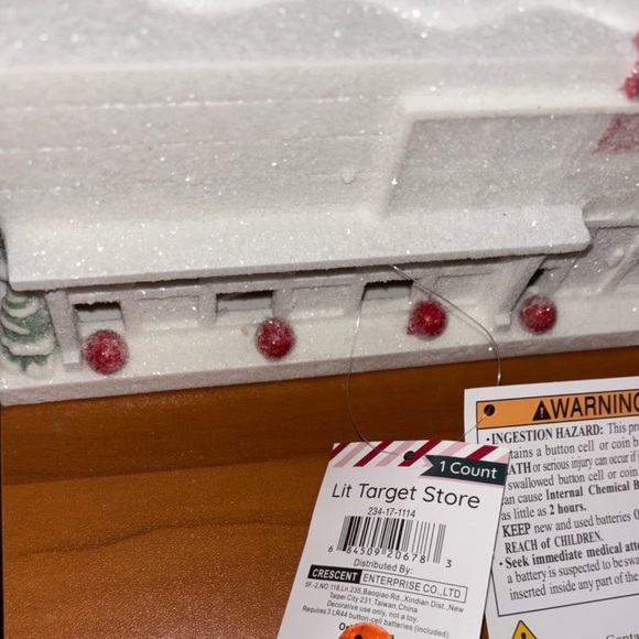 Target Bullseye Playground Snow Covered Lit Target Store - Picture 8 of 11